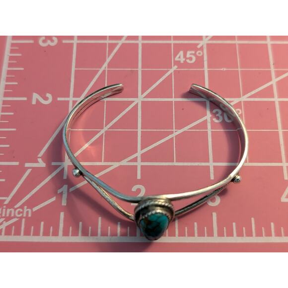 Vintage Signed LR Sterling Navajo Native American Turquoise Cuff Bracelet - Picture 5 of 8